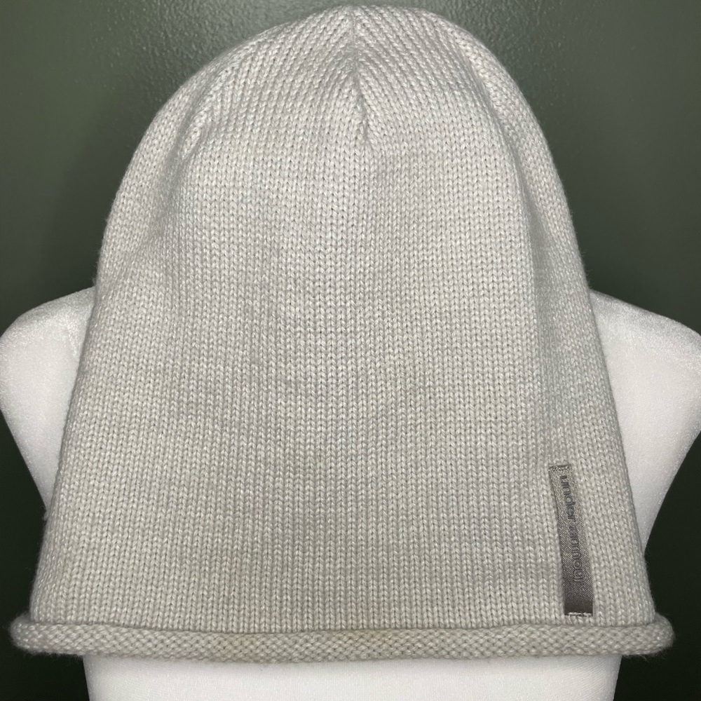 Under Armour Light Gray Knit Beanie